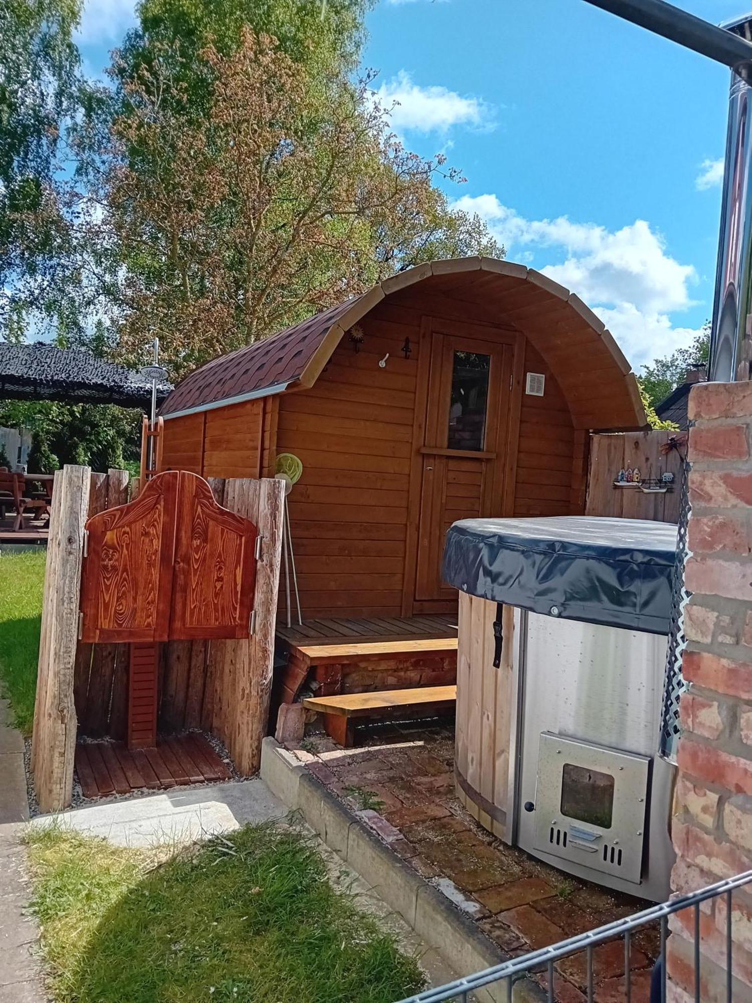 Ferienwohnung Karnitz Im Herzen Von Ruegen Exterior photo